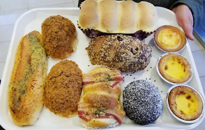 85°C Bakery Cafe - Cypress Picture 5