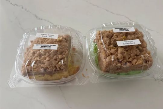 Mikeu2019s Crumb Cake Factory