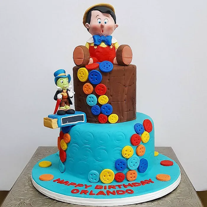 Helena Wirth Custom Cakes Picture 5