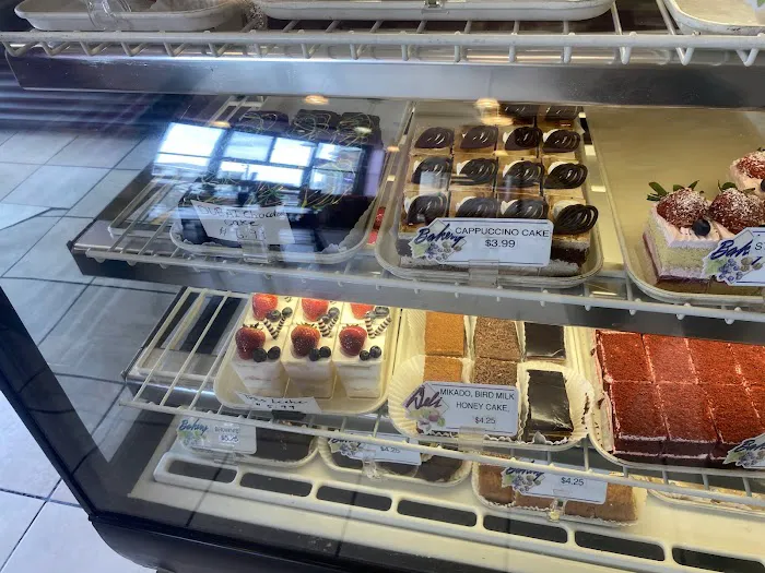 Pink Orchid Bakery Picture 4