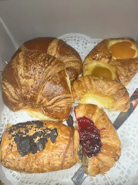 Belwood Bakery Picture 8