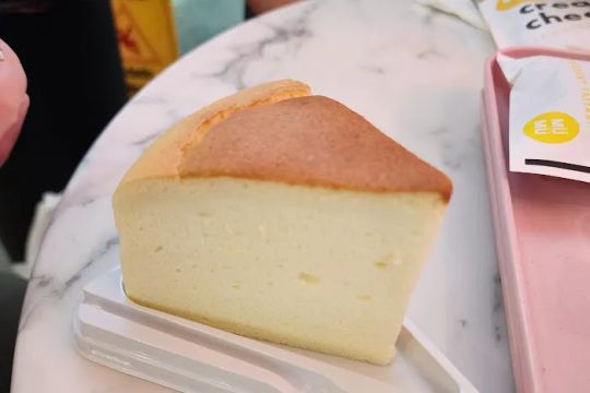 Mumu Bakery Cafe