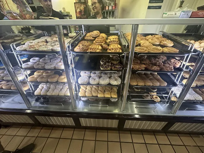 Yum Yum Donuts Picture 9