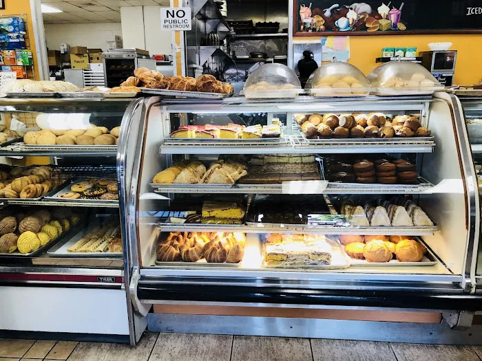 Panaderia Cuscatleca Picture 7