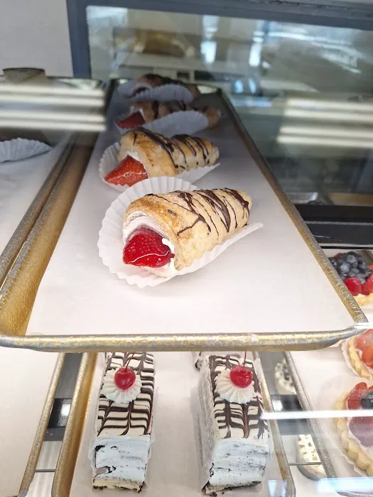 Huicho's Bakery Picture 2