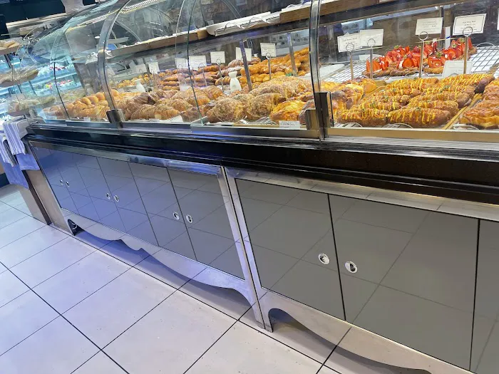 Paris Baguette Picture 2