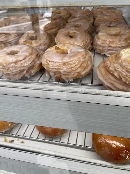 SK Donut&Croissant Picture 6