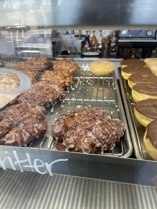 SK Donut&Croissant Picture 2