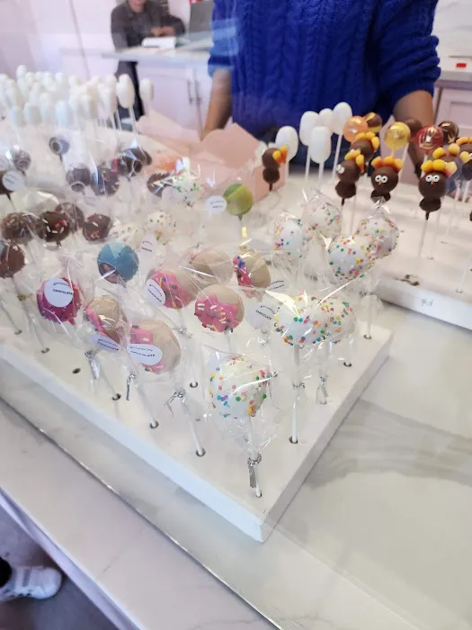 NY Cake Pops Picture 1