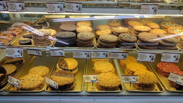T&Y Bakery Picture 4