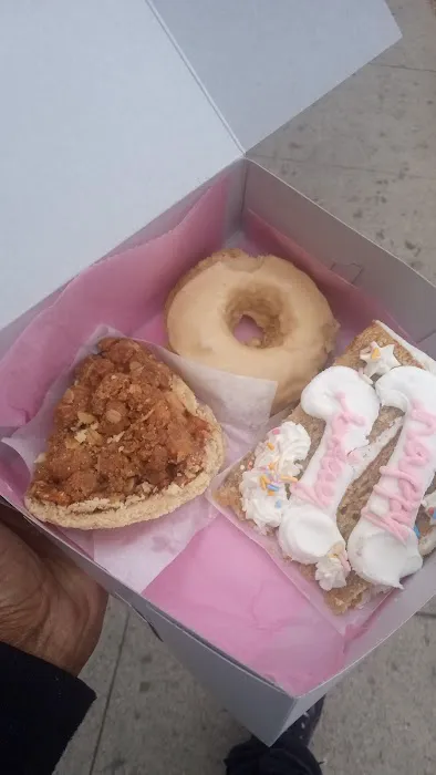 Erin McKenna's Bakery LA Picture 1