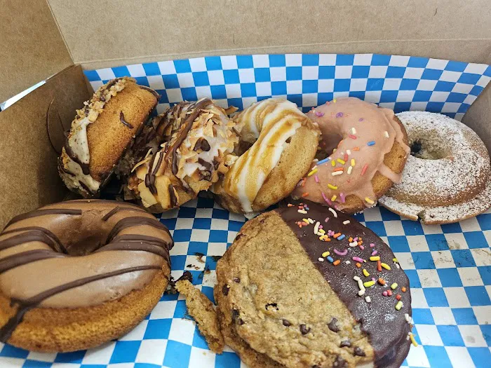 Erin McKenna's Bakery LA Picture 3