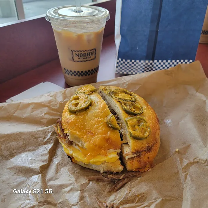 Noah's NY Bagels Picture 8