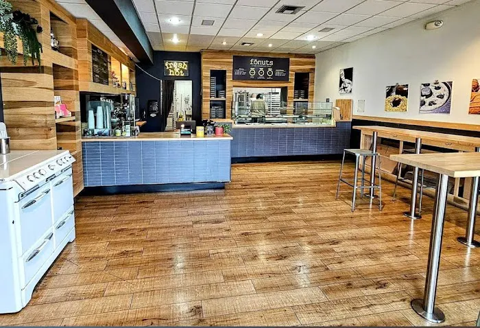 fōnuts donut bakery Picture 5