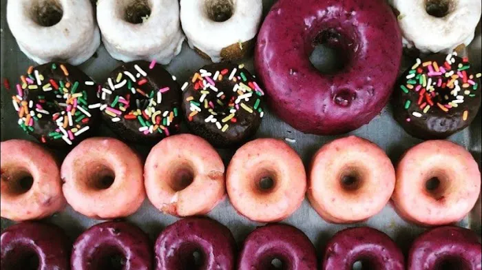 fōnuts donut bakery Picture 6