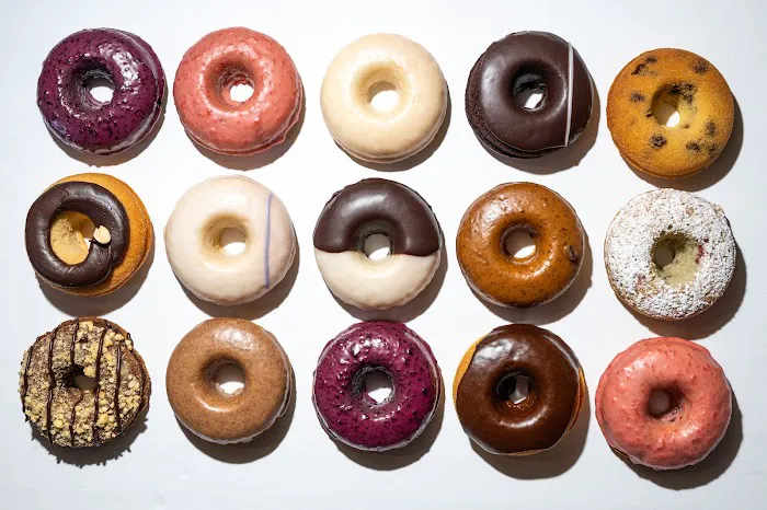 fōnuts donut bakery Picture 3