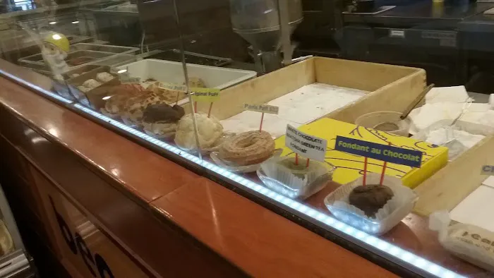 Beard Papa's Little Tokyo Picture 3