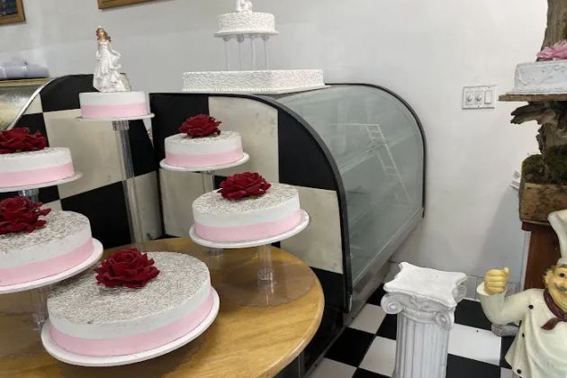 Gourmet LA Bakery