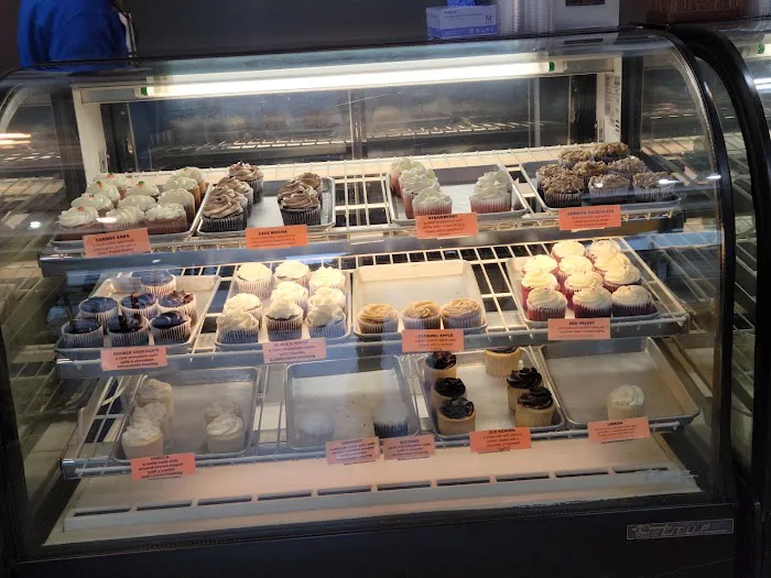 Big Man Bakes Picture 1