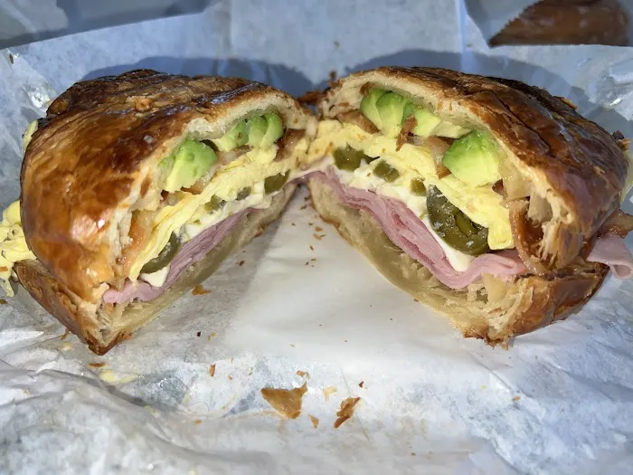 USA Donuts & Croissants Picture 7