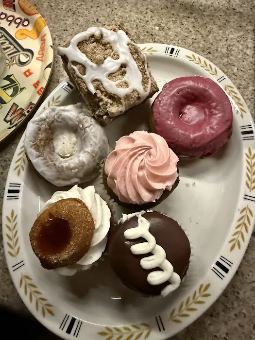 Cake Girl Picture 5