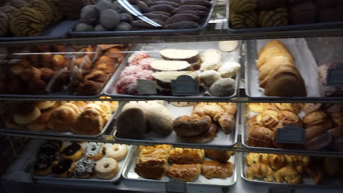 La Morena Bakery & Tortilleria Picture 5