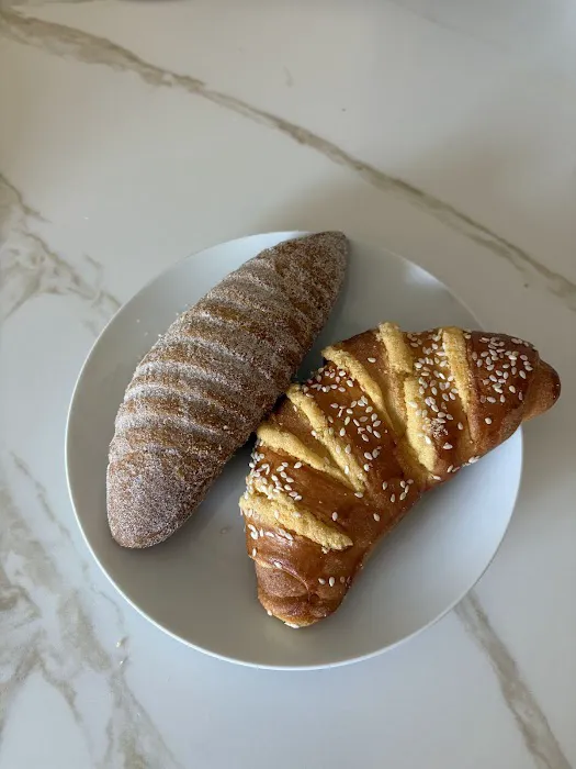 El Pavo Bakery Picture 6