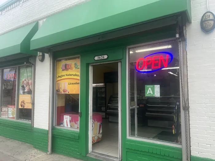 La Mexicana Bakery Picture 9