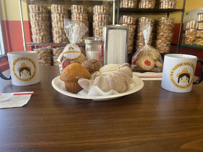 La Mexicana Bakery Picture 1
