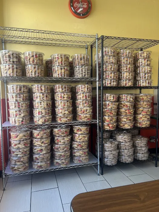 La Mexicana Bakery Picture 10