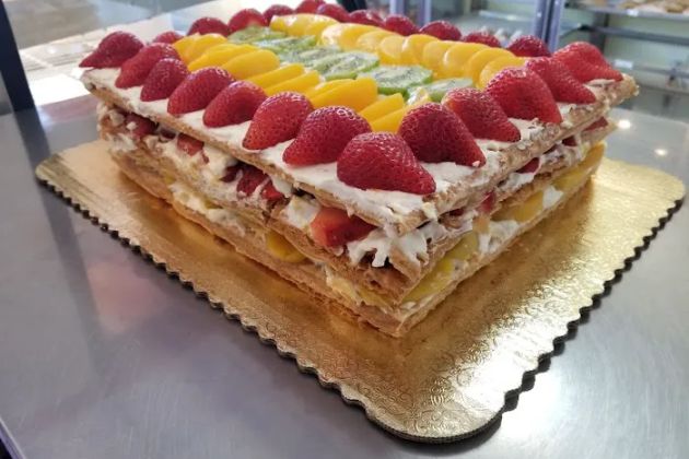 Lalo's Bakery