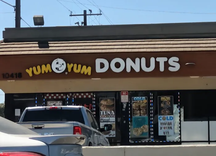 Yum Yum Donuts Picture 1