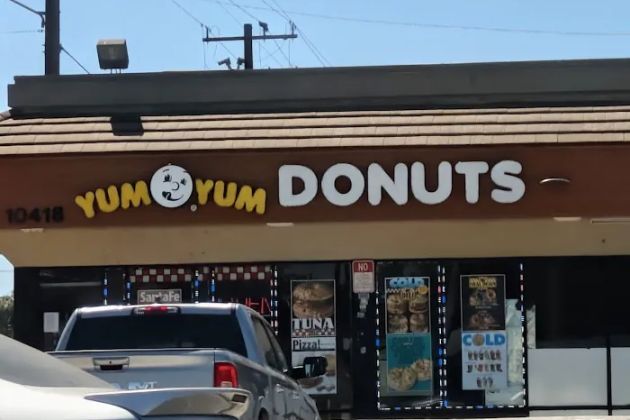 Yum Yum Donuts