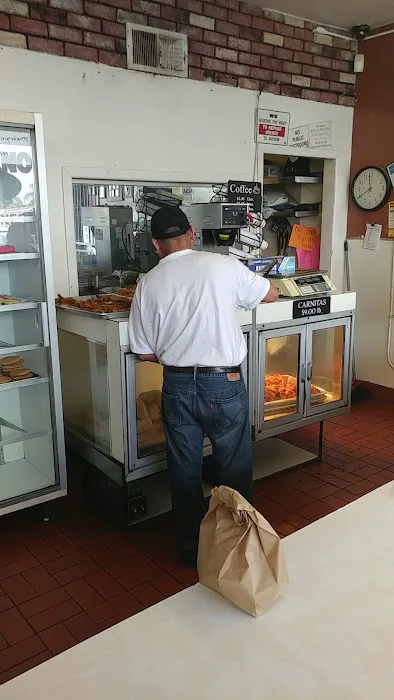 La Moderna Bakery Picture 10