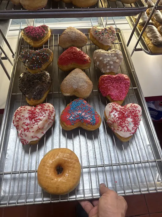 H & H Donuts Picture 7