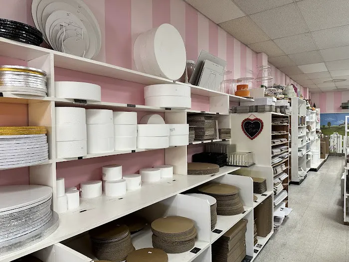 Calico Cake Shop Picture 5