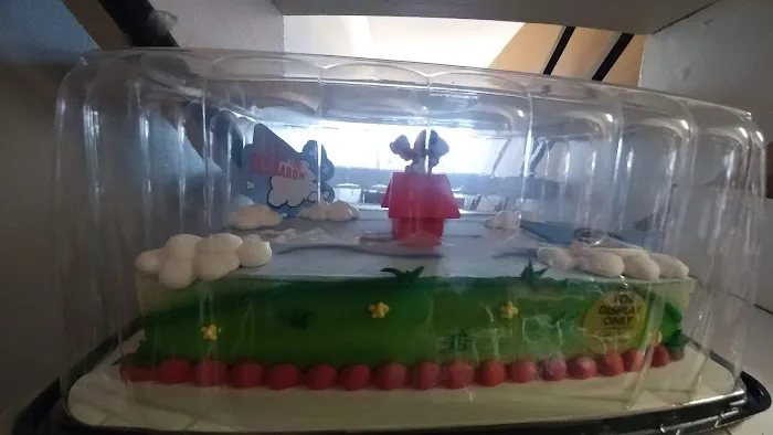Calico Cake Shop Picture 3