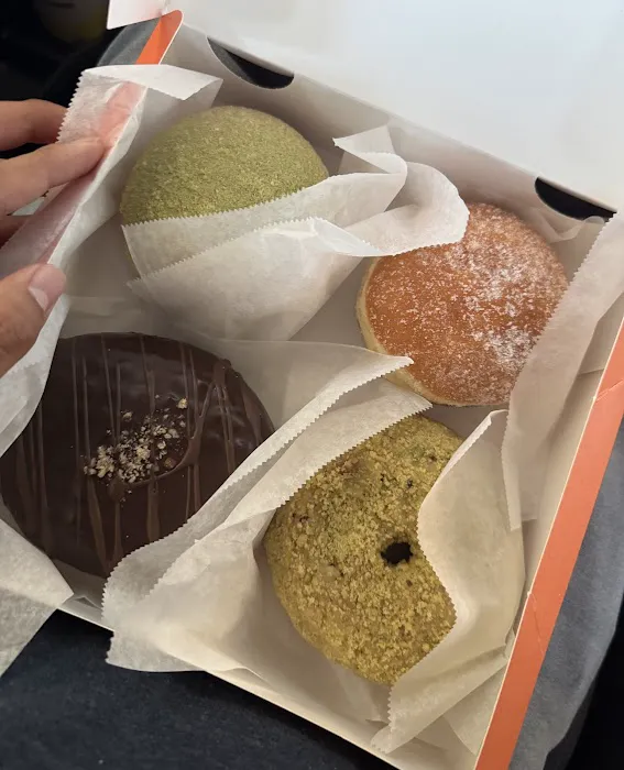 Old Ferry Donut Picture 4