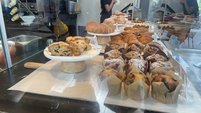 Porto's Bakery and Cafe Picture 10