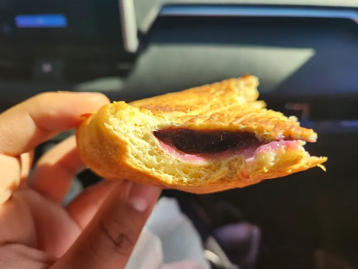 Baker's Dozen Donuts Picture 10