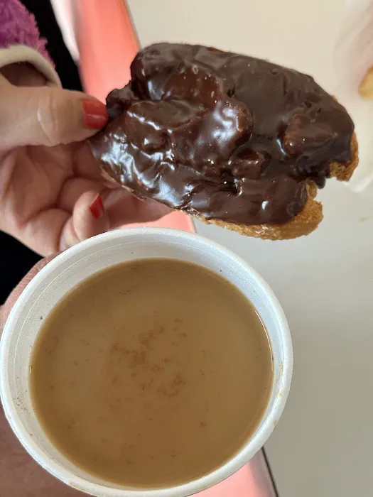 Amy's Donuts Picture 5