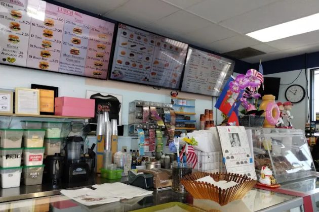 Dey's Donuts & Croissant