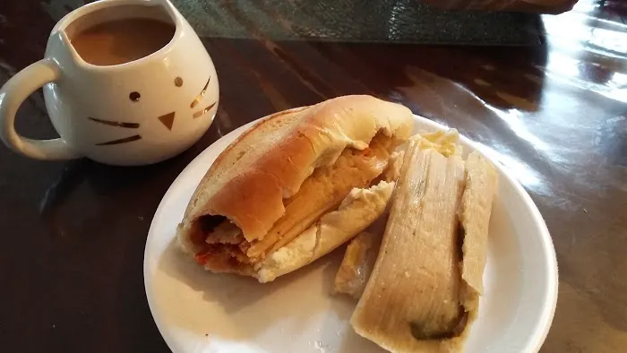 Los Compadres Bakery Picture 9