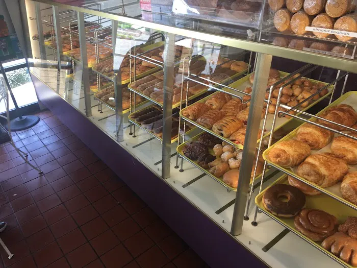 Mother Made Donuts Picture 9