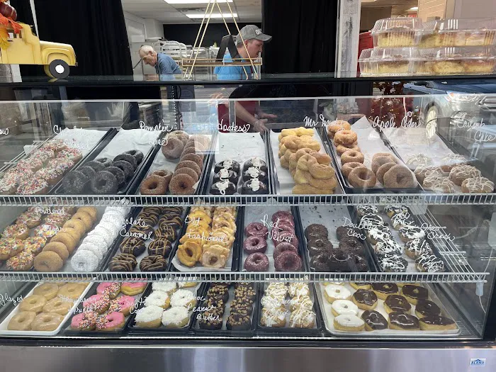 Cloud 9 Donuts Picture 7