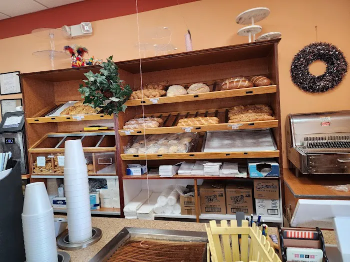 Elisa's Bakery Picture 9