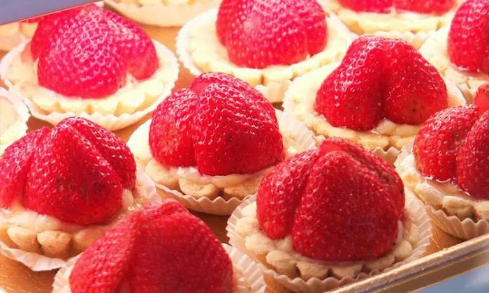 Elisa's Bakery Picture 6