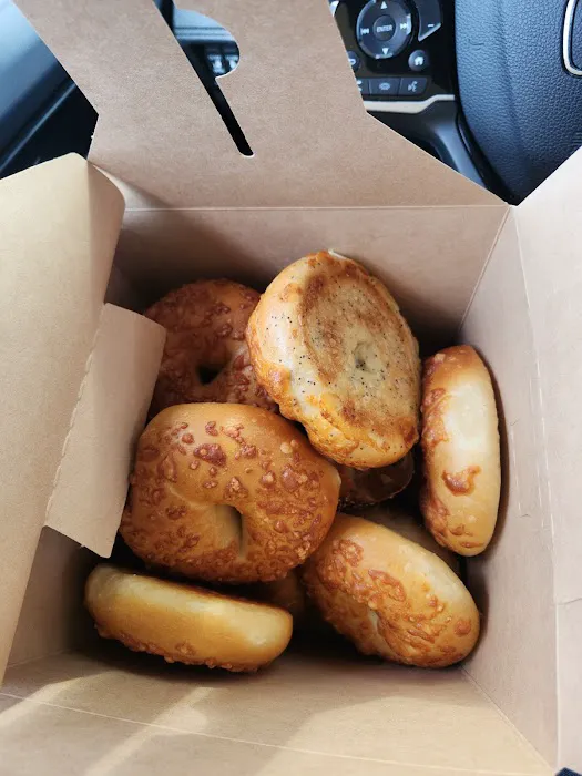 Noah's NY Bagels Picture 9