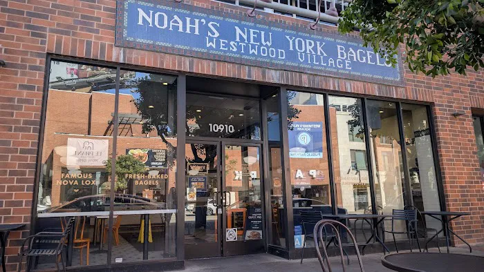 Noah's NY Bagels Picture 10