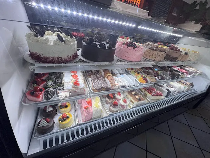 Elysee Bakery & Cafe Picture 7